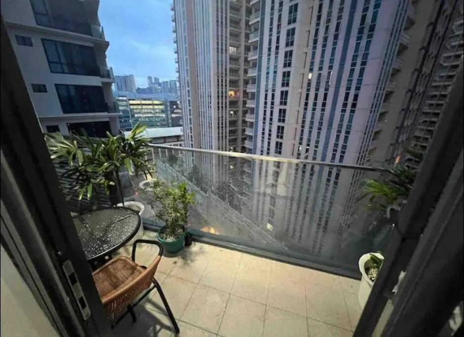 Lovely 2 Bedroom In Mckinley Hill Taguig, Brand New Manila 0*,