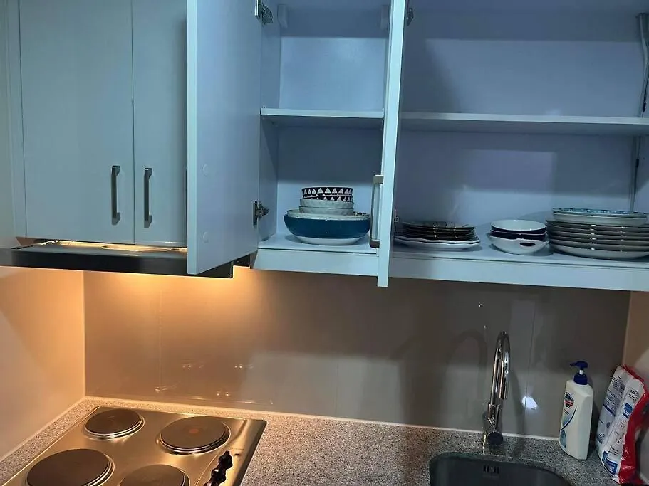 Apartamento Lovely 2 Bedroom In Mckinley Hill Taguig, Brand New Manila Filipinas